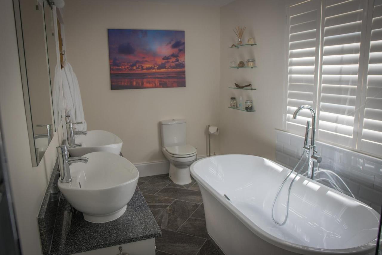 Bed and Breakfast Matlock House Hawkinge Экстерьер фото